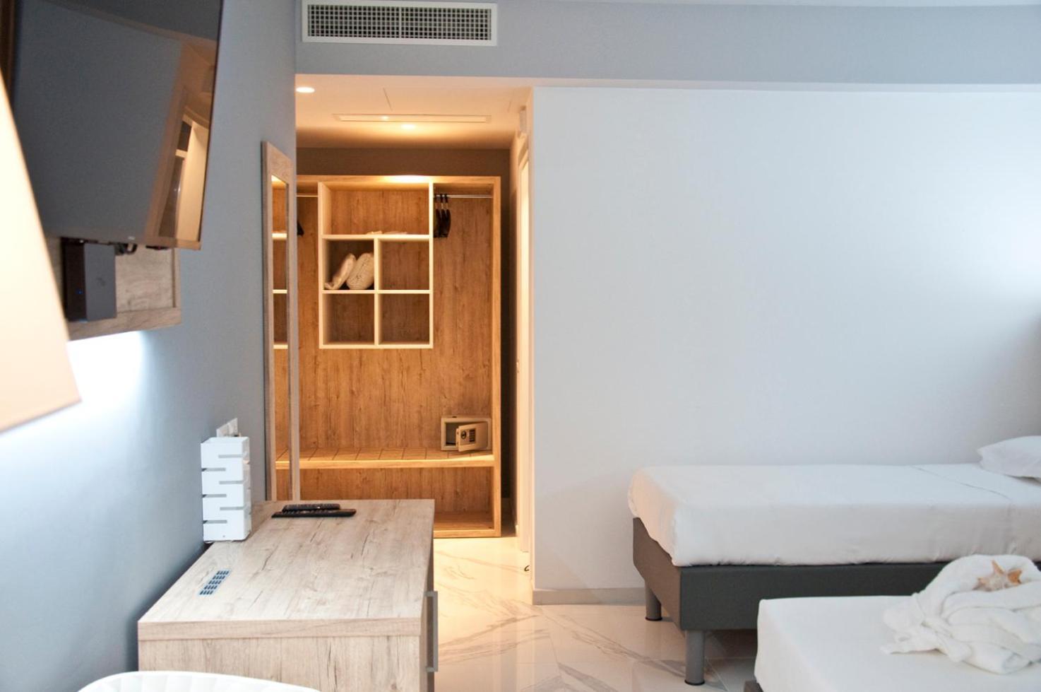 Ambruosi Village Resort & Spa Massignano Dış mekan fotoğraf