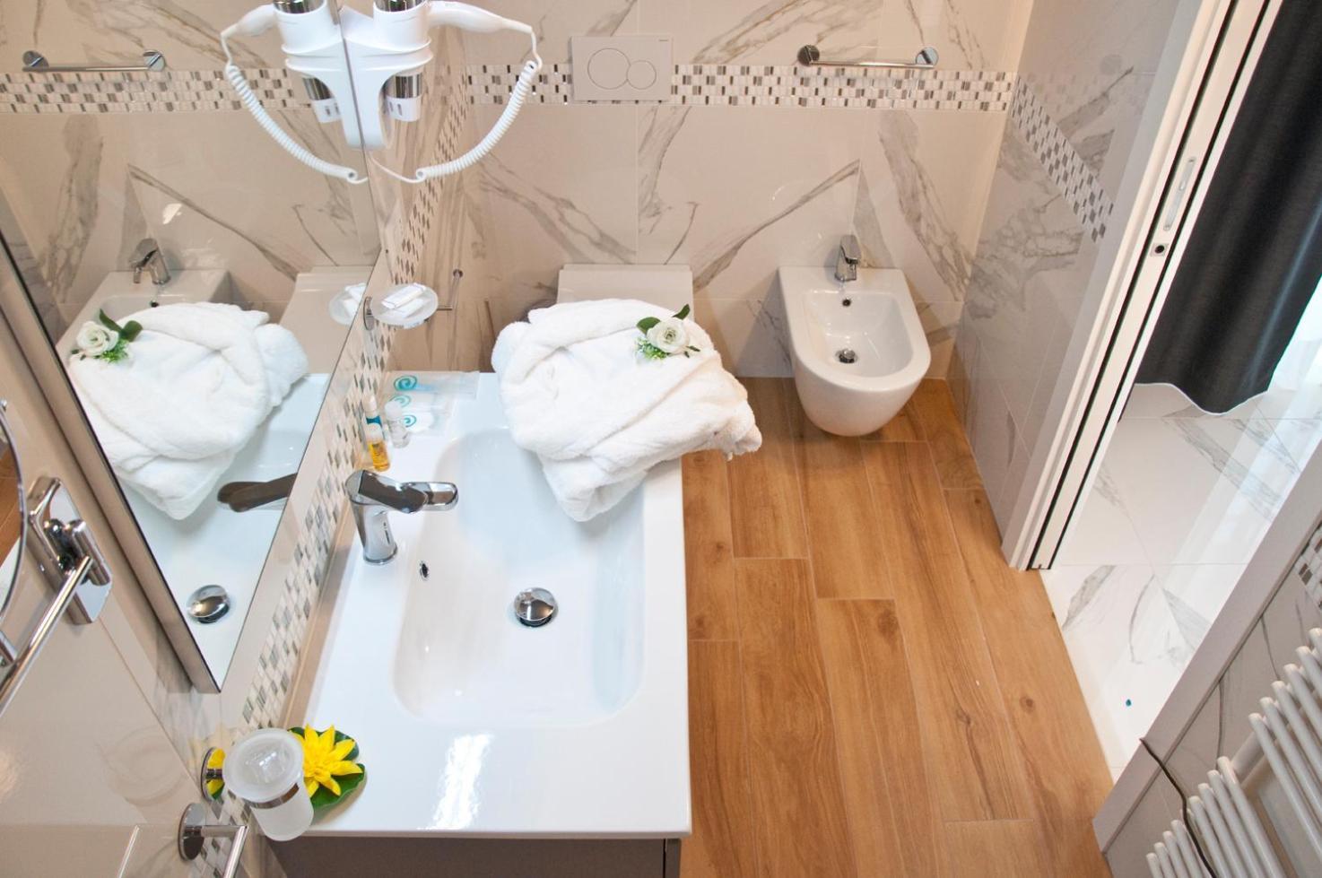 Ambruosi Village Resort & Spa Massignano Dış mekan fotoğraf