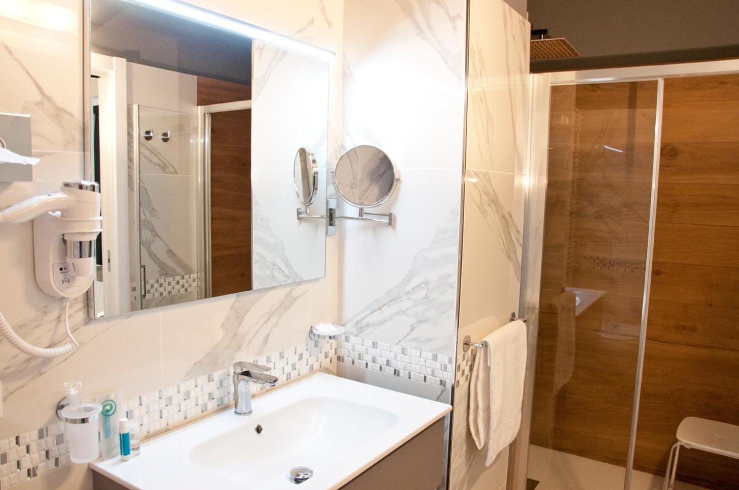 Ambruosi Village Resort & Spa Massignano Dış mekan fotoğraf