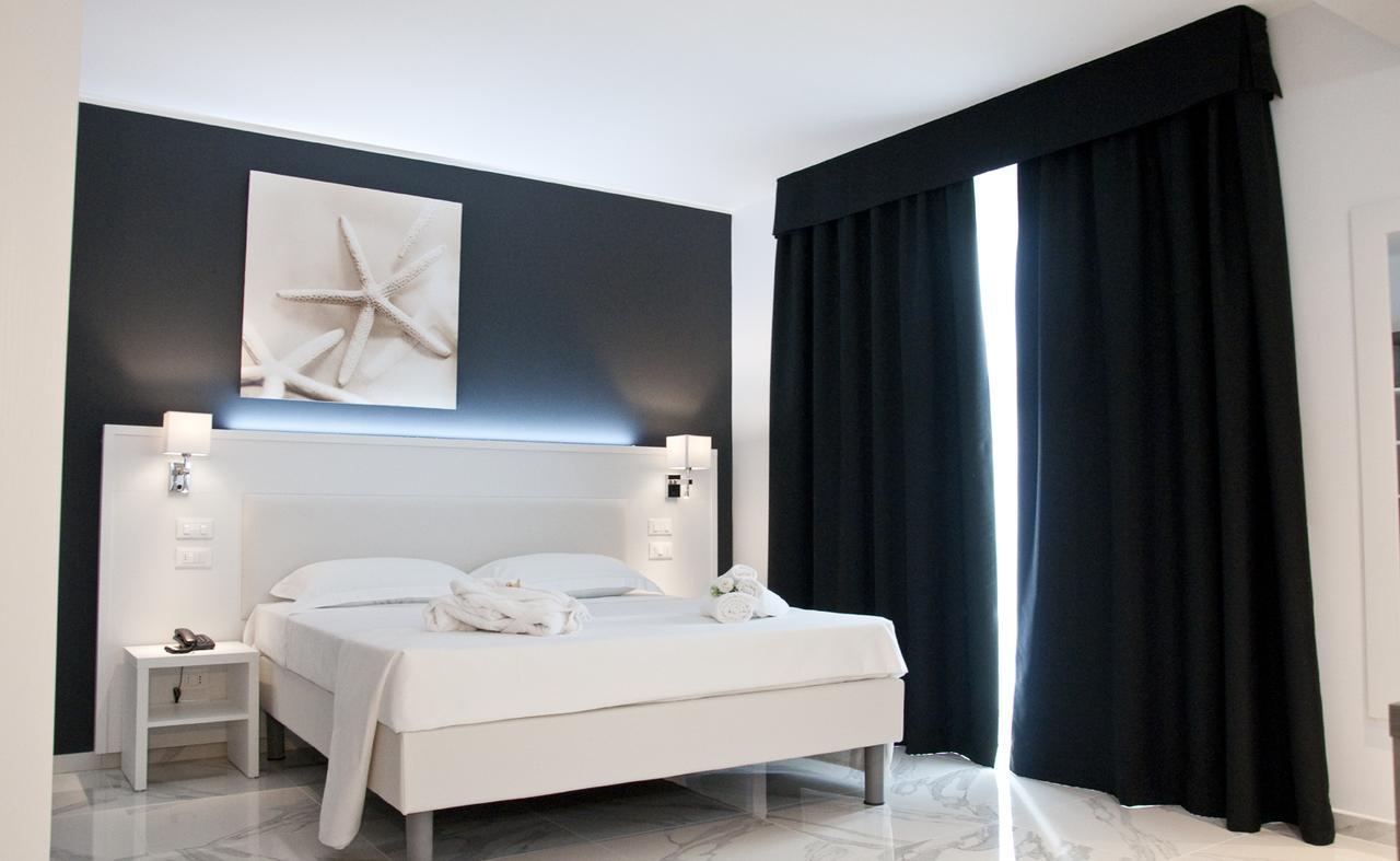 Ambruosi Village Resort & Spa Massignano Dış mekan fotoğraf