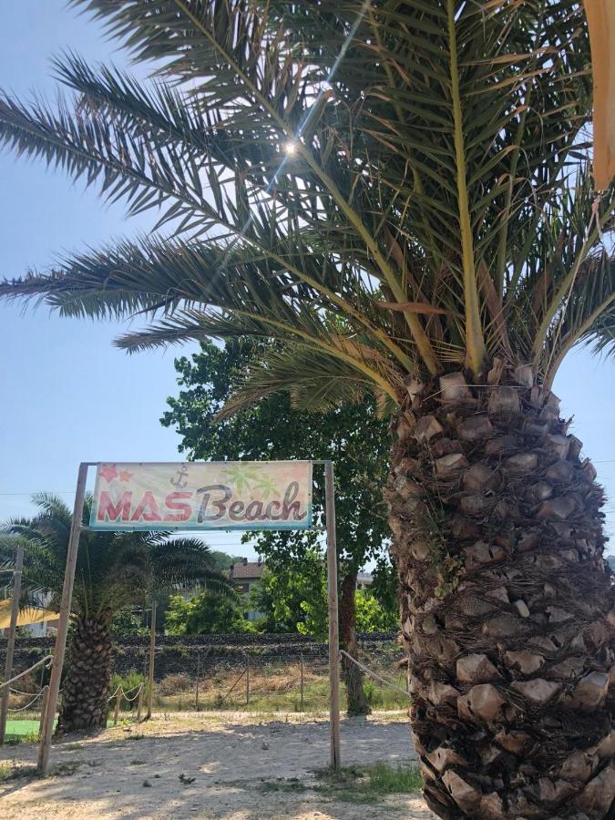 Ambruosi Village Resort & Spa Massignano Dış mekan fotoğraf