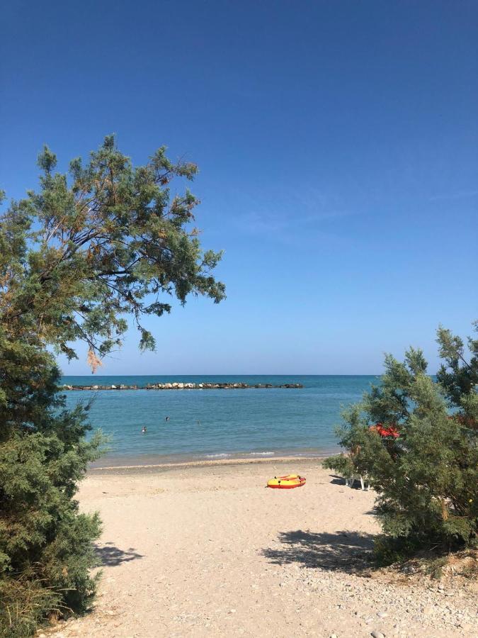 Ambruosi Village Resort & Spa Massignano Dış mekan fotoğraf