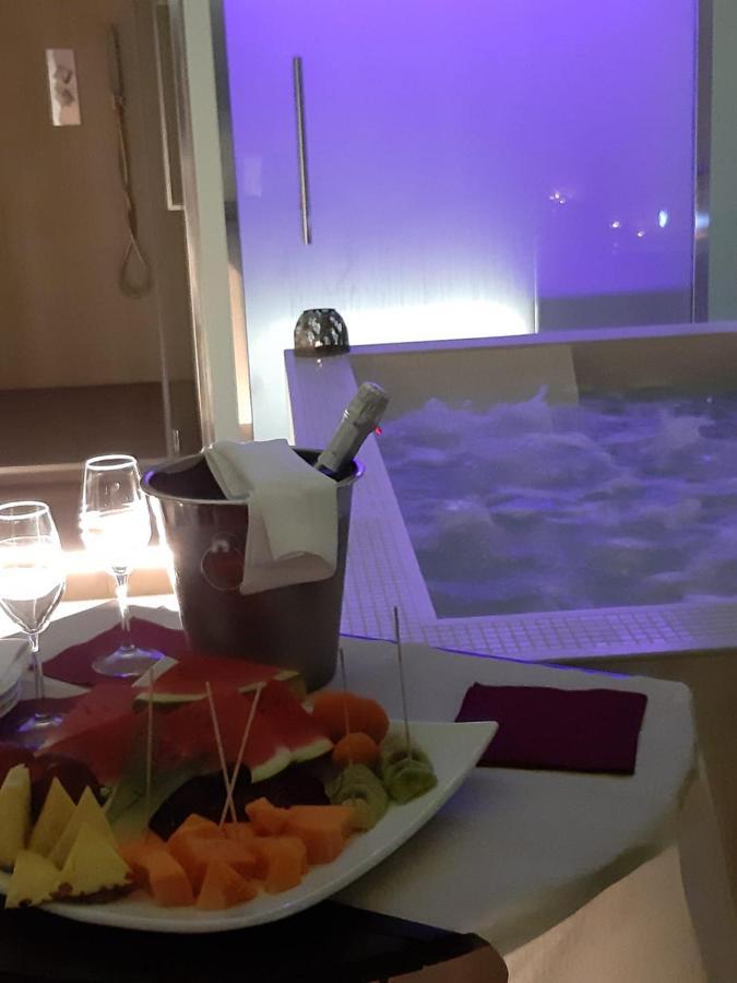 Ambruosi Village Resort & Spa Massignano Dış mekan fotoğraf